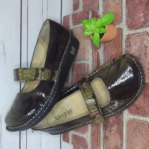 Alegria by PG Lite Mary Jane Women's 38/7.5 Patent Leather Python Platform Shoes