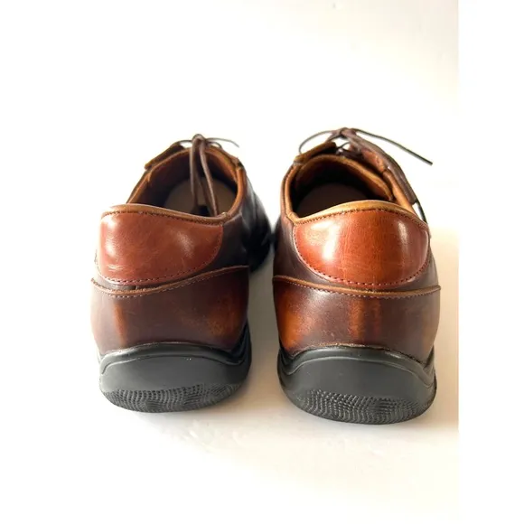 Allen Edmonds Brown and Tan Oxfords