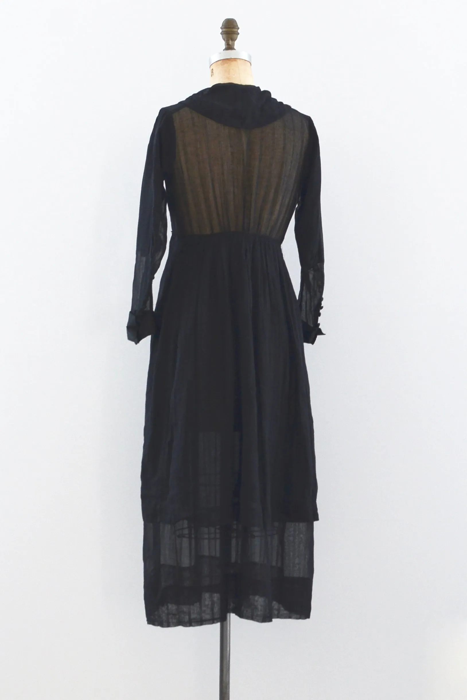 Antique Dress / S