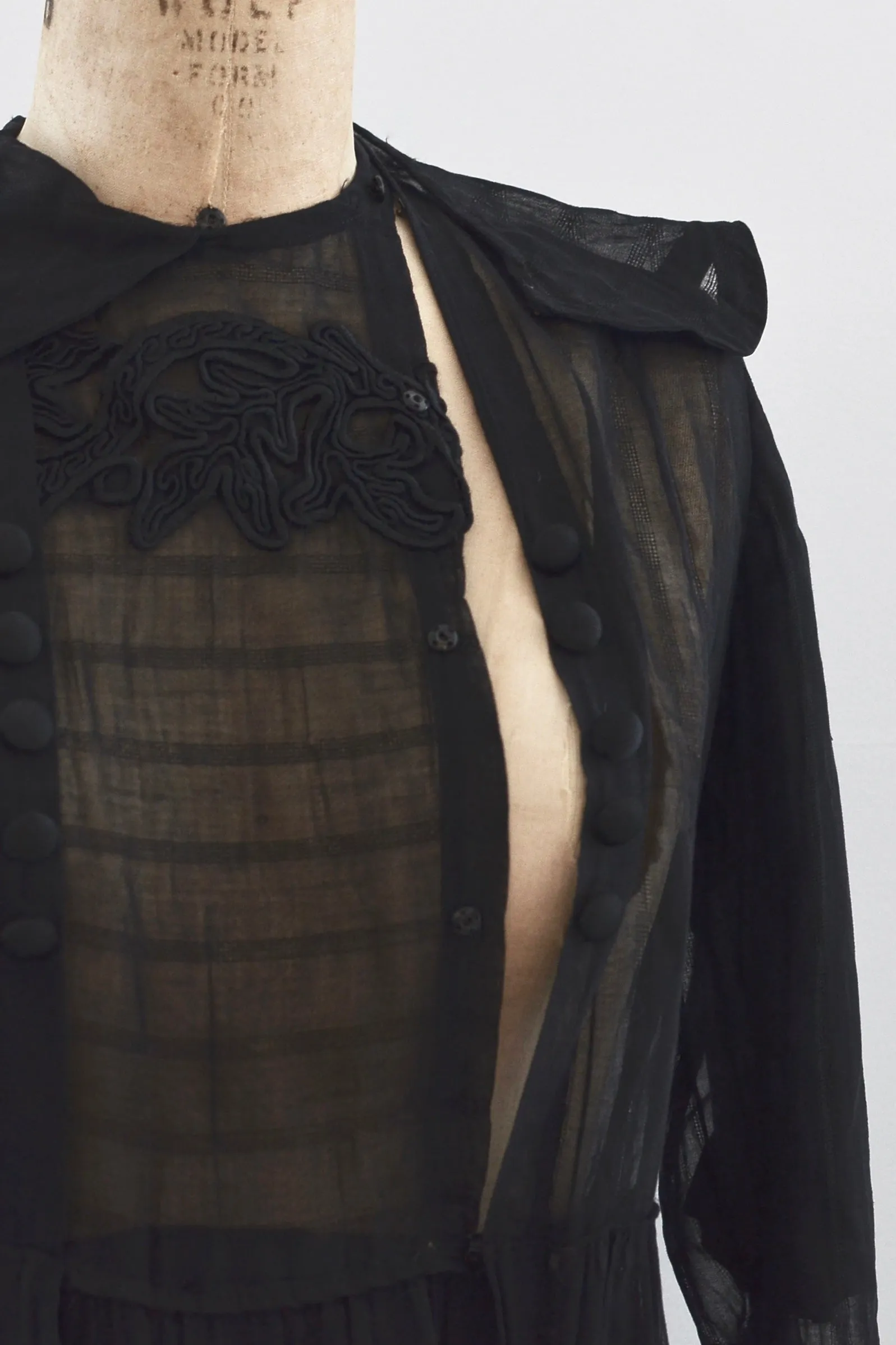 Antique Dress / S