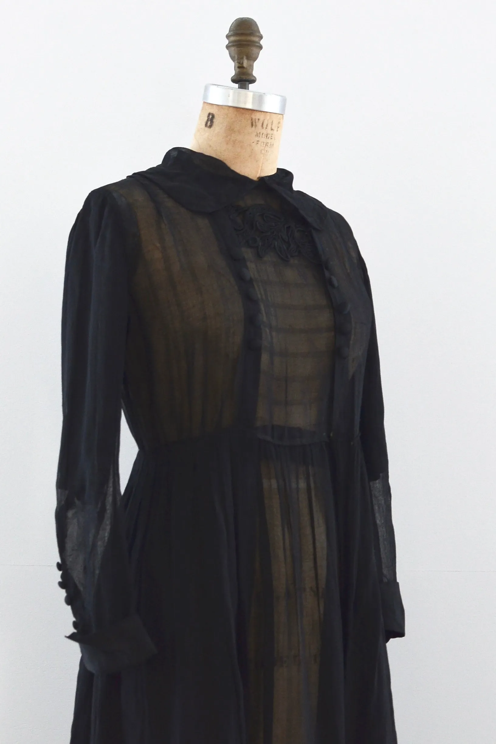 Antique Dress / S