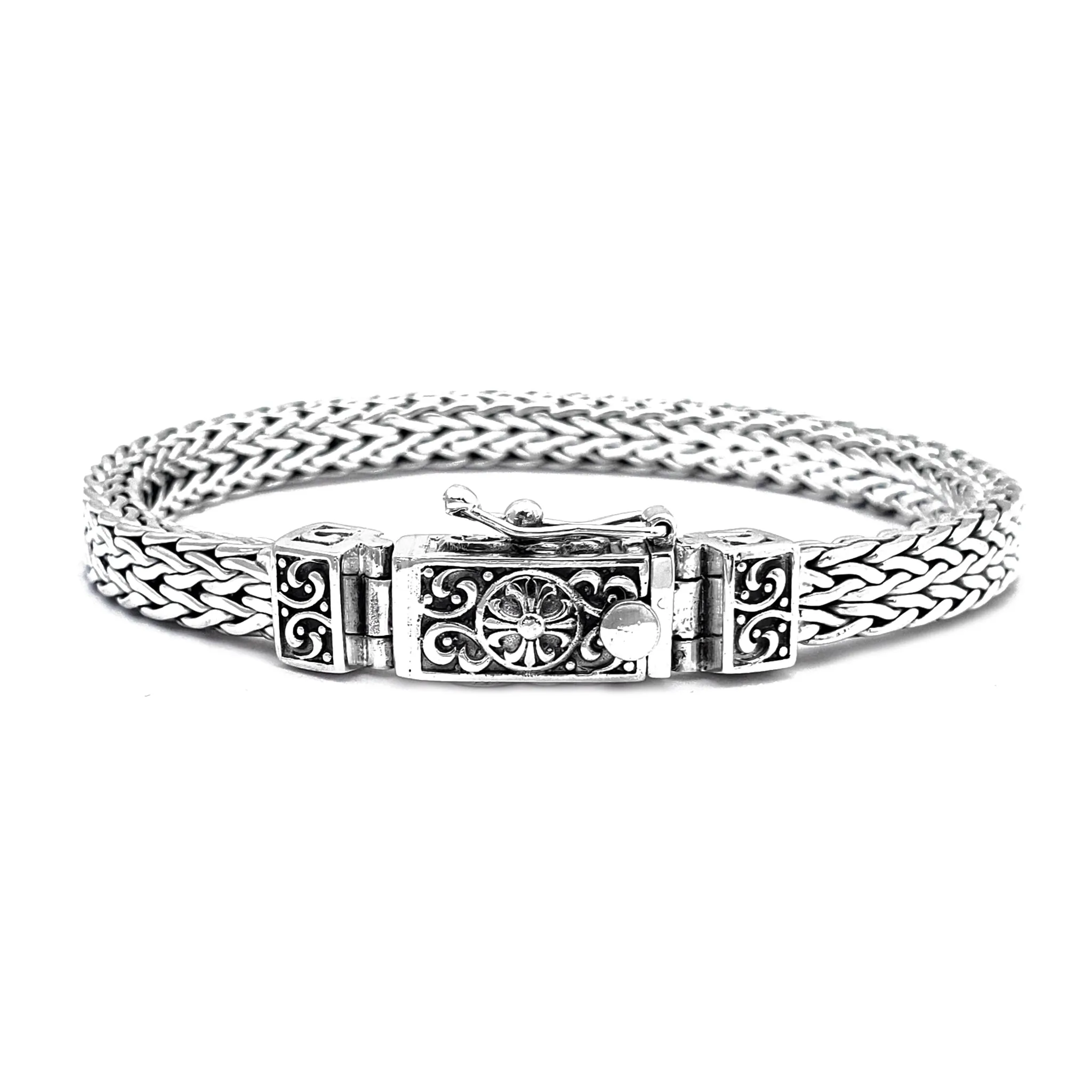 Antique Finish Braided Solid Bracelet (Silver)