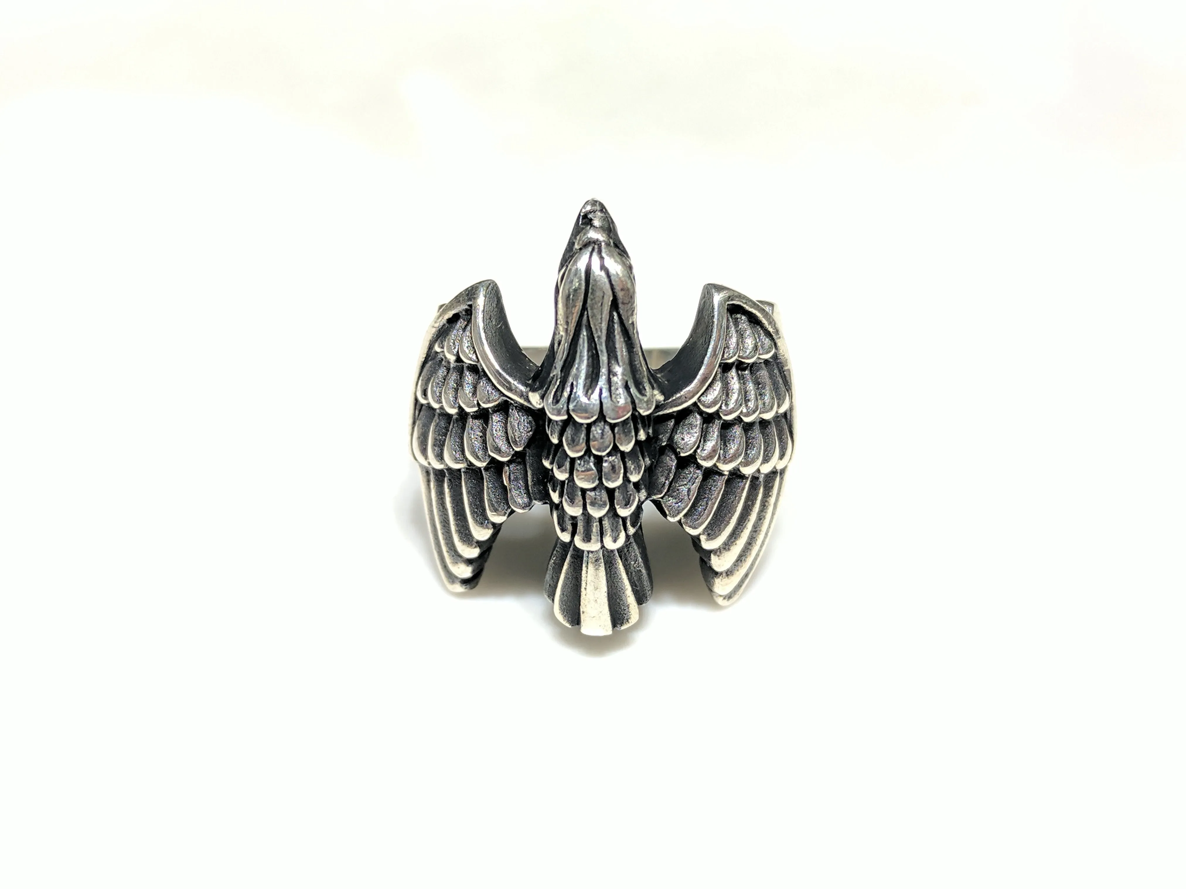 Antique-Finish Eagle Ring (Silver)