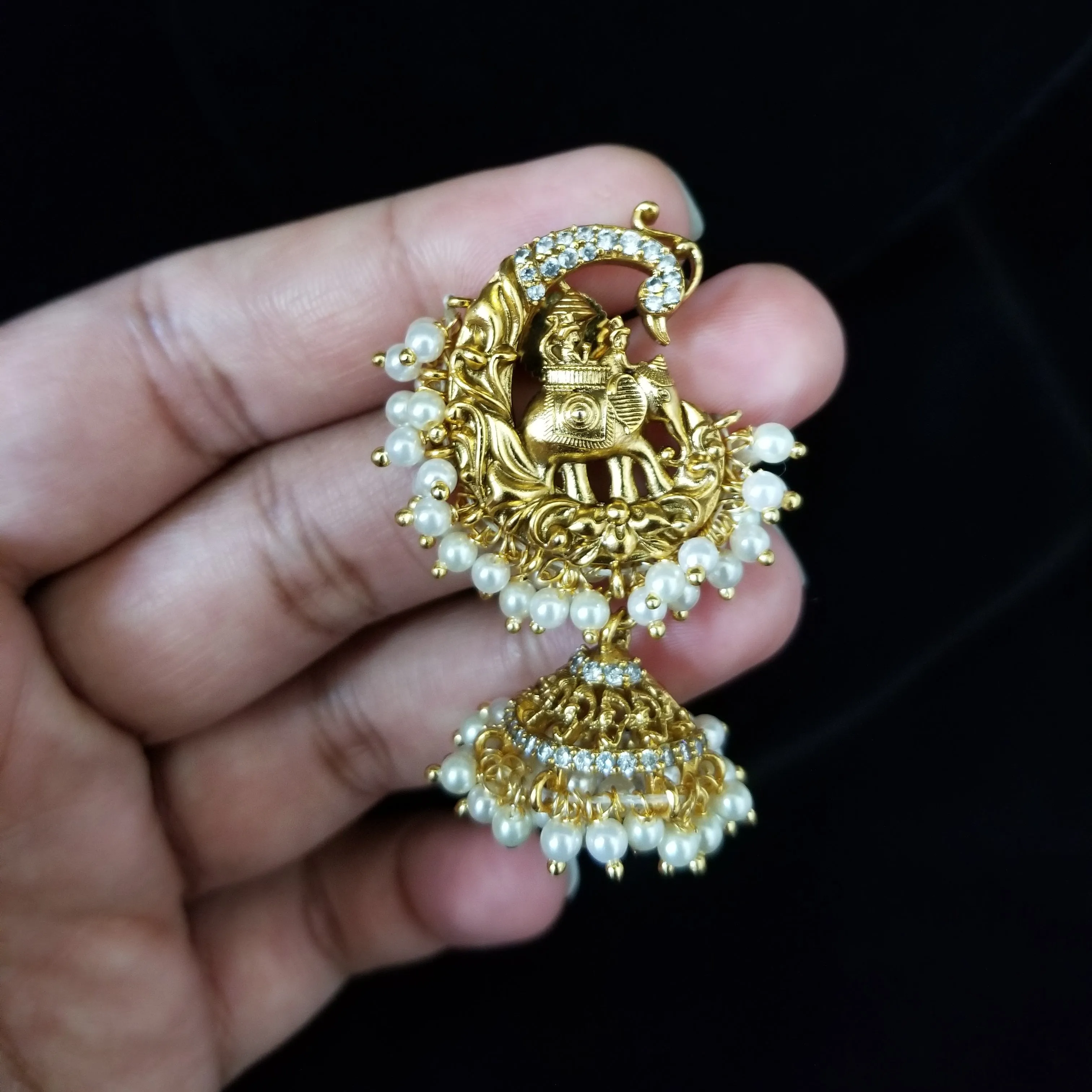 Antique Finish Pendant Hasli Necklace Set