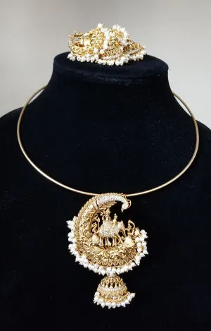Antique Finish Pendant Hasli Necklace Set