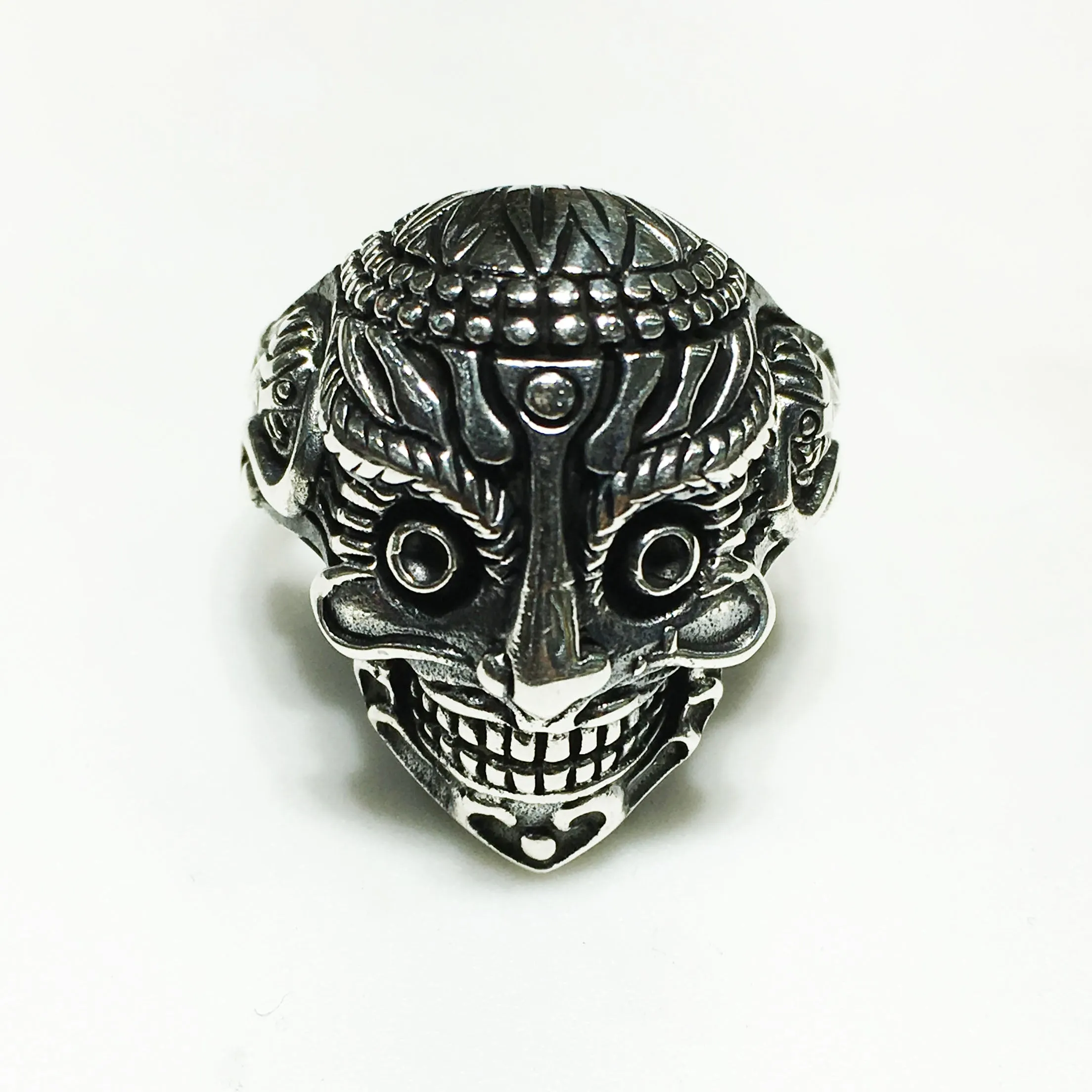 Antique-Finish Samurai Mask Ring (Silver)