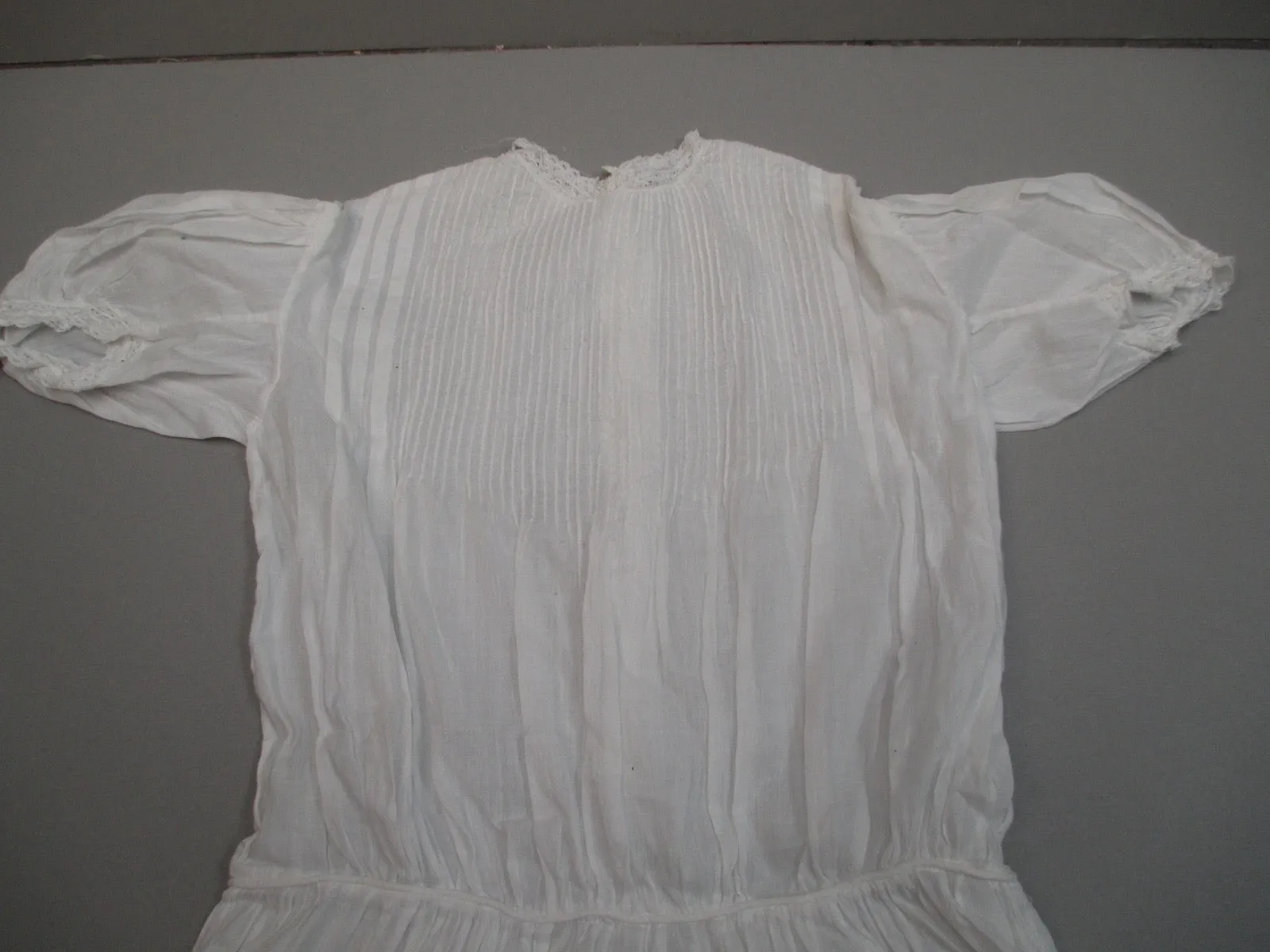 Antique Victorian lace childs girls dress