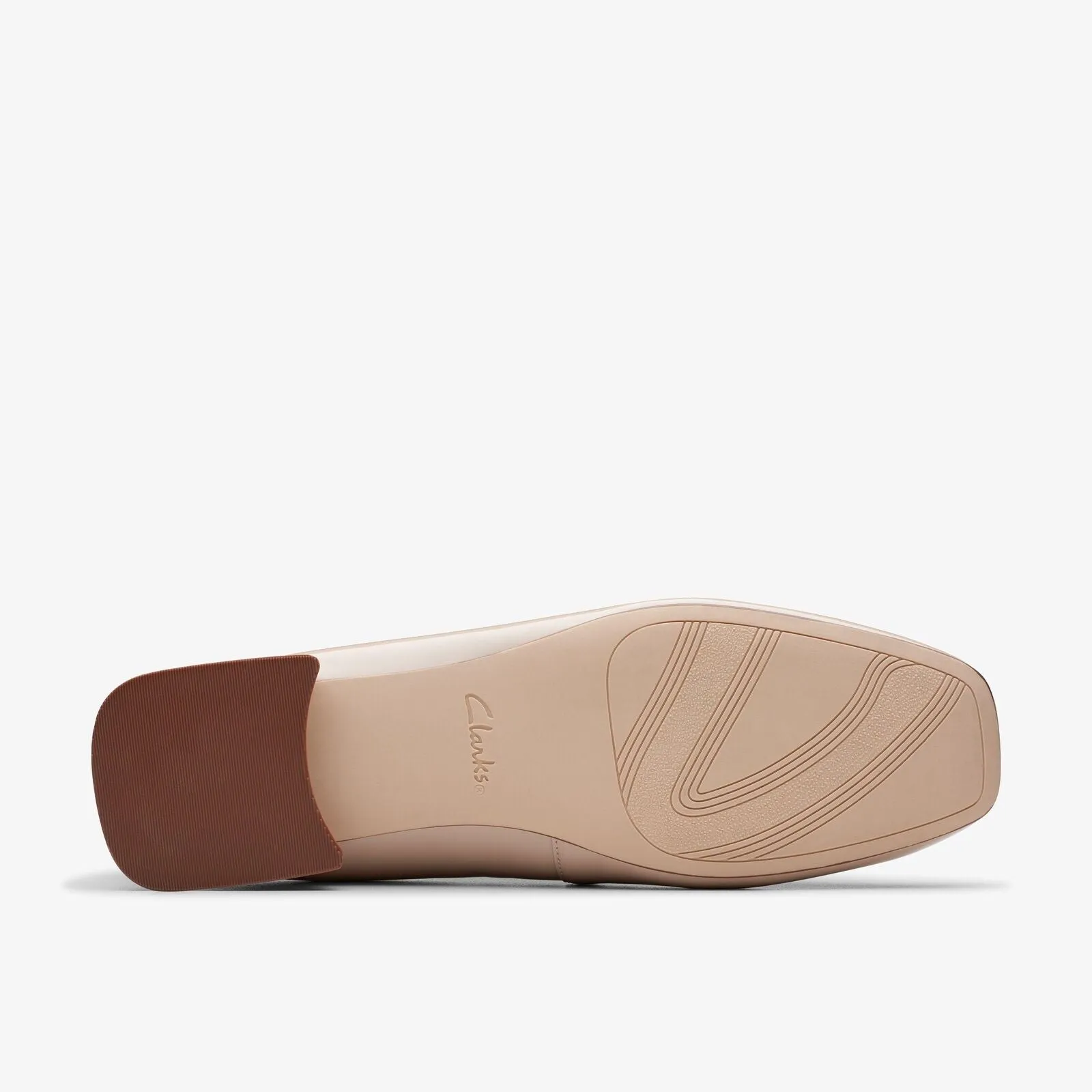 Clarks Women's Ubree15 Step Sand Patent 26176362