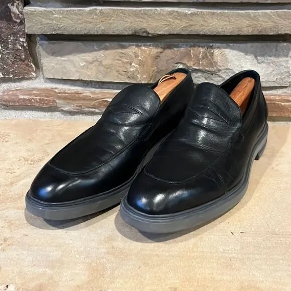 Donald J Pliner Edwyn Black Leather Loafer