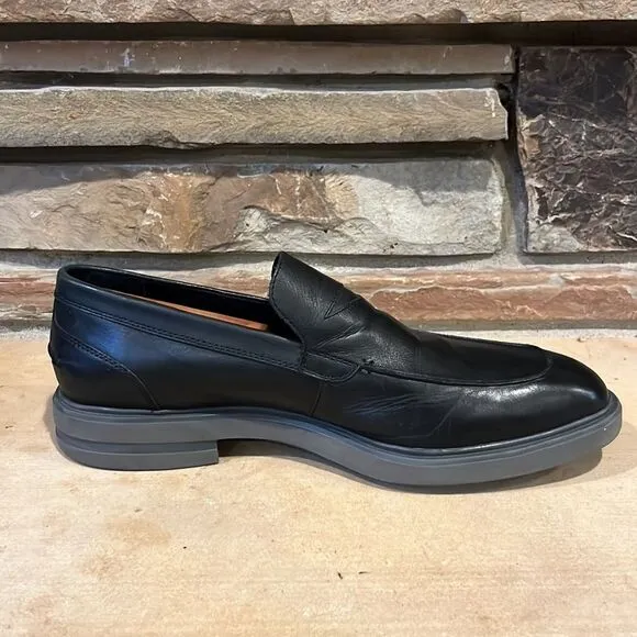 Donald J Pliner Edwyn Black Leather Loafer