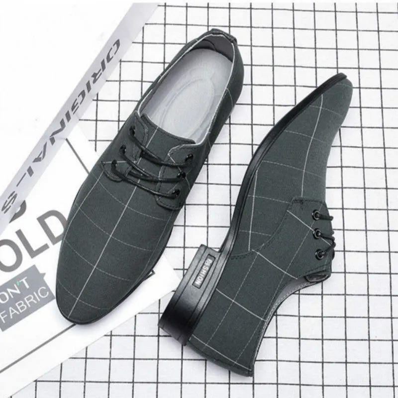 Explore men's breathable leather dress shoes, blending leisure and business with formal canvas accents.