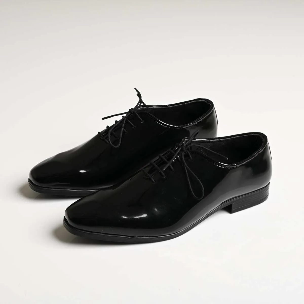Formal Shoes with Lace - Shiny Black