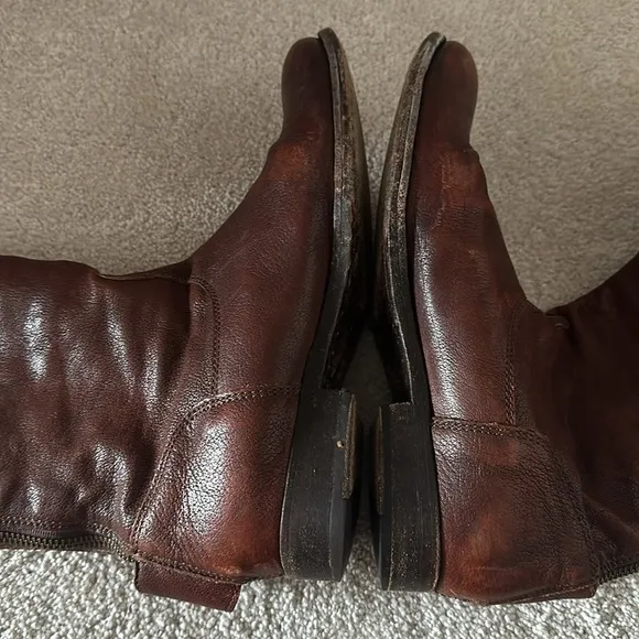 FRYE Women's Melissa Button Back-Zip Boot Brown Sz 7 Equestrian Preppy Classic