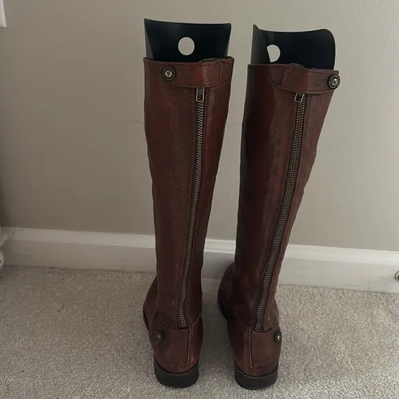 FRYE Women's Melissa Button Back-Zip Boot Brown Sz 7 Equestrian Preppy Classic