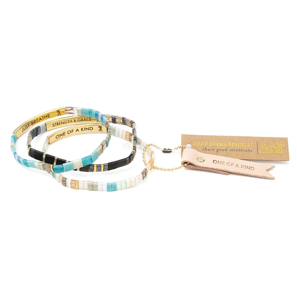 GK025 Good Karma Bracelet Mist / Salmon / Silver