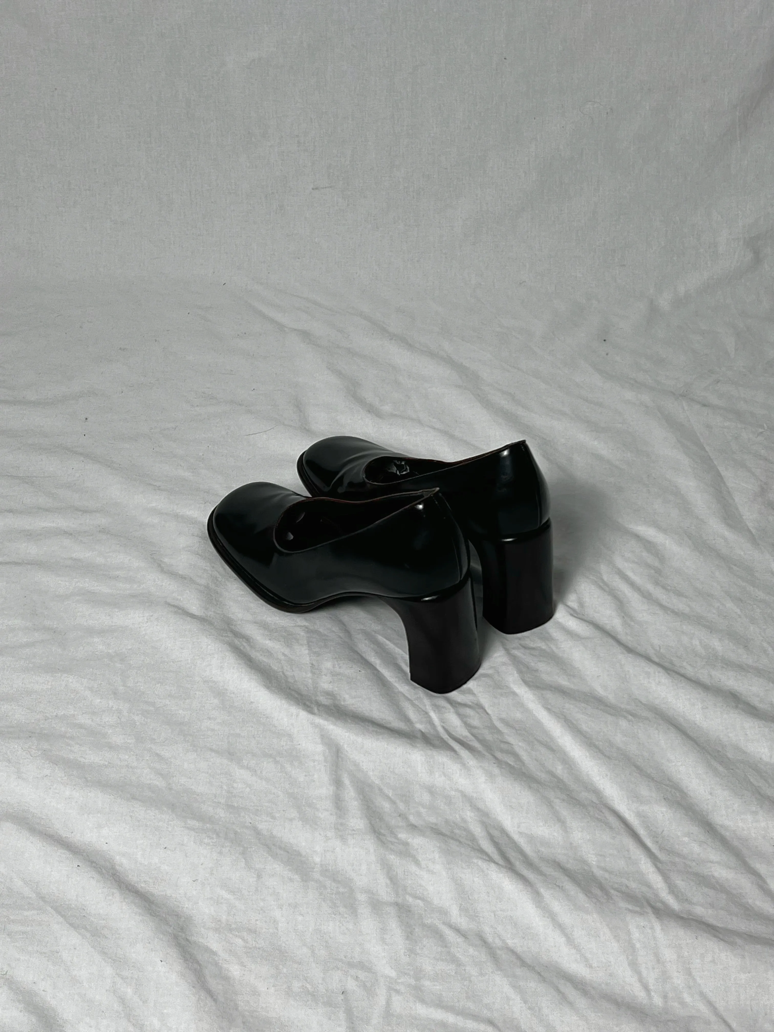 GUCCI COURT HEELS