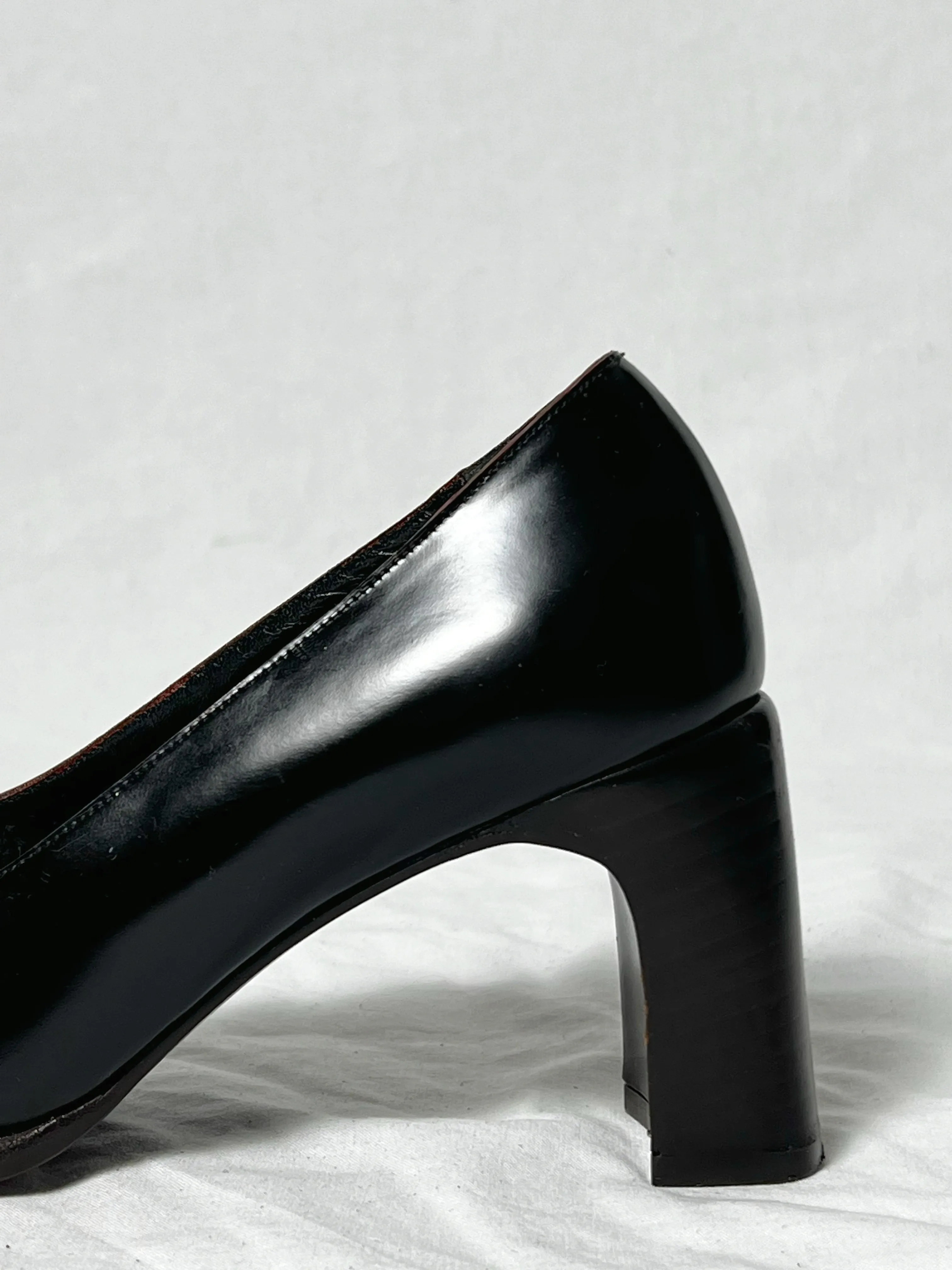 GUCCI COURT HEELS