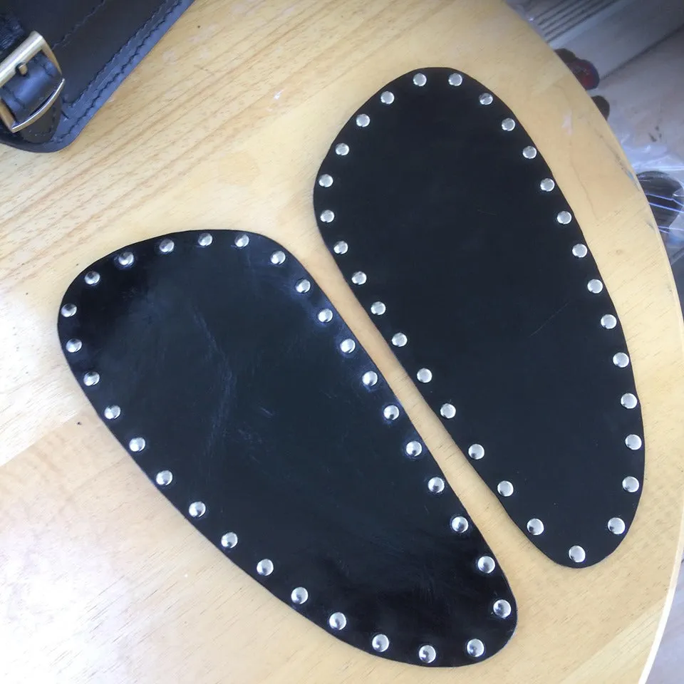 KB-TKNEE - Triumph Leather Tank Knee Pads