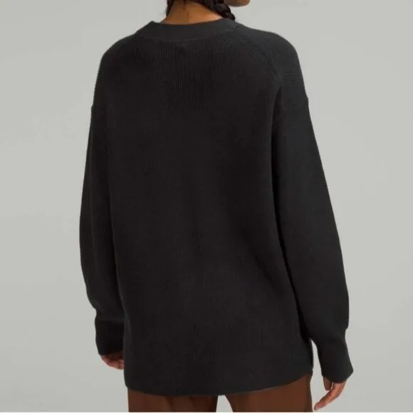 Lululemon Merino Wool-Blend Black Ribbed Crewneck Sweater Size 2