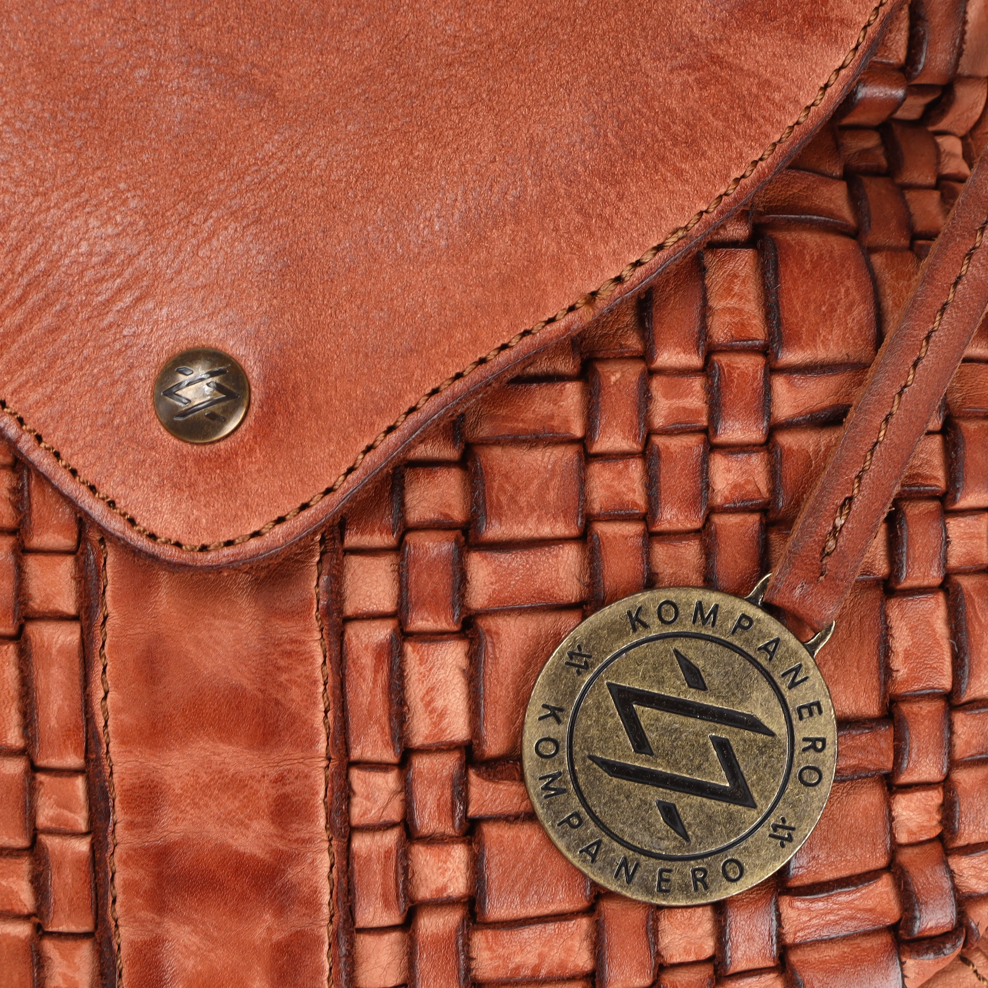Mia - The Slingbag