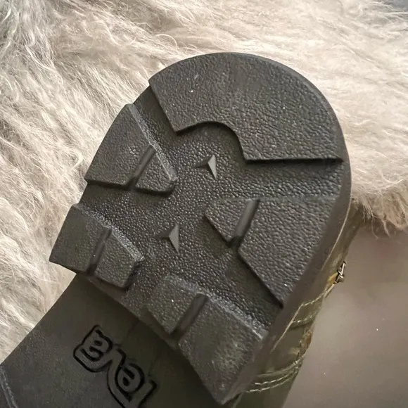 New! $180 Teva Olivtine Boots. Olive NWT NWOB