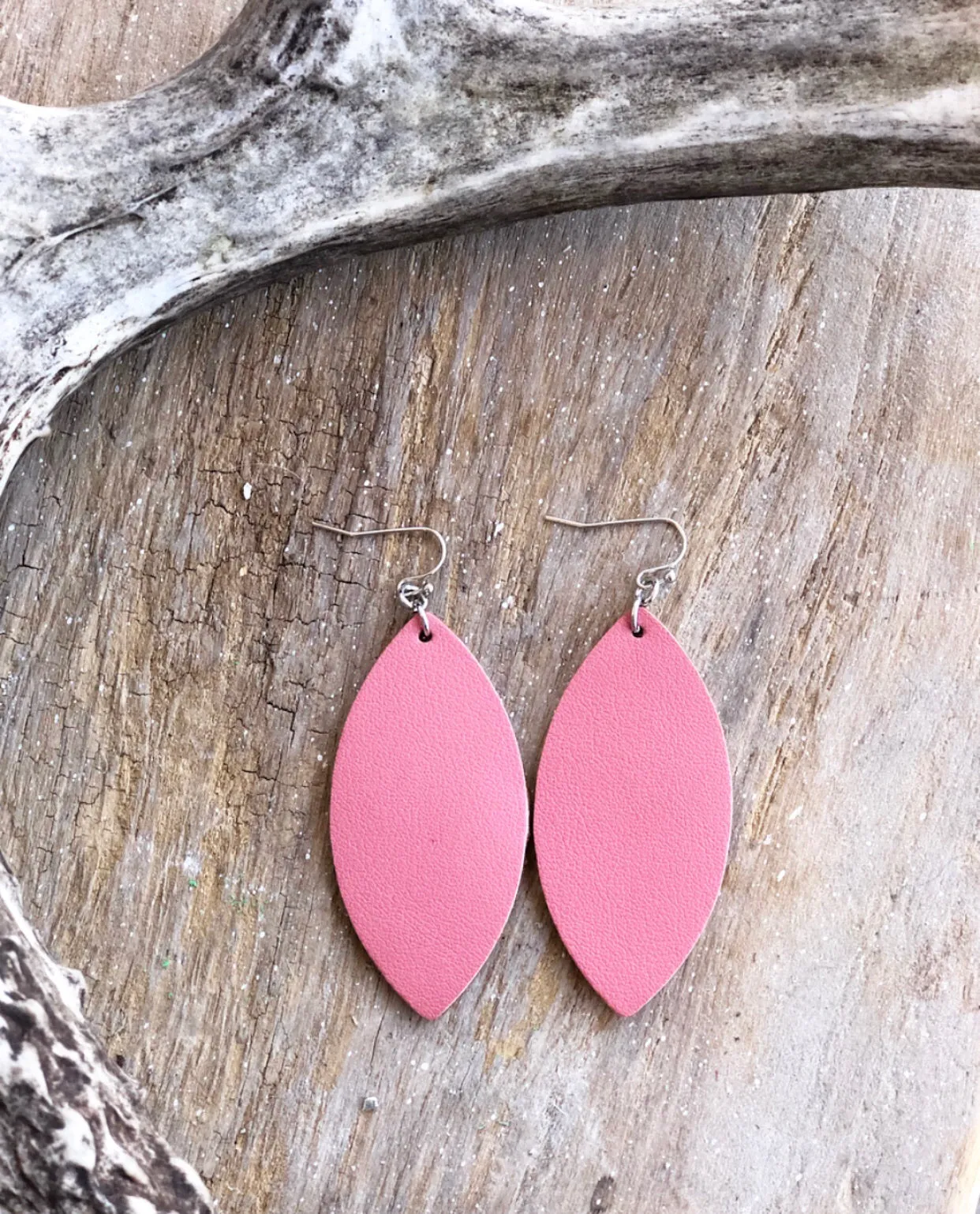 Oval Leather Earrings (2 available colors)