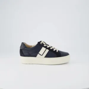 Paul Green - 5430 Navy and Ivory Trainer