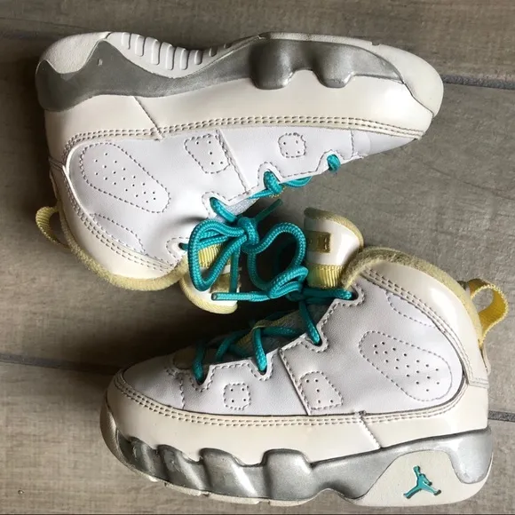 Rare. Jordan 9 retro lemon turquoise toddler size 7