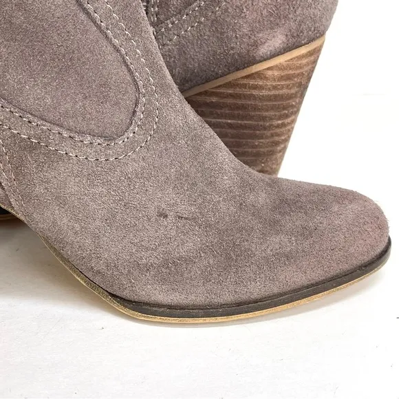 Steve Madden Ohio Taupe Suede Leather Fringe Ankle Boots Size 7M