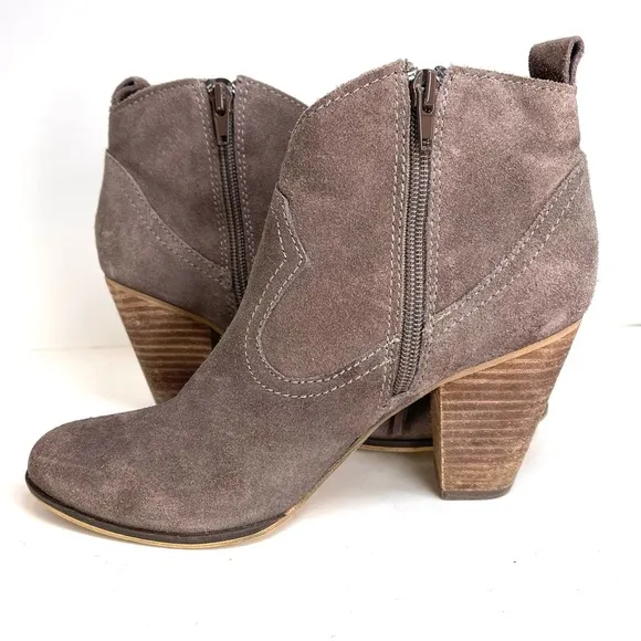 Steve Madden Ohio Taupe Suede Leather Fringe Ankle Boots Size 7M