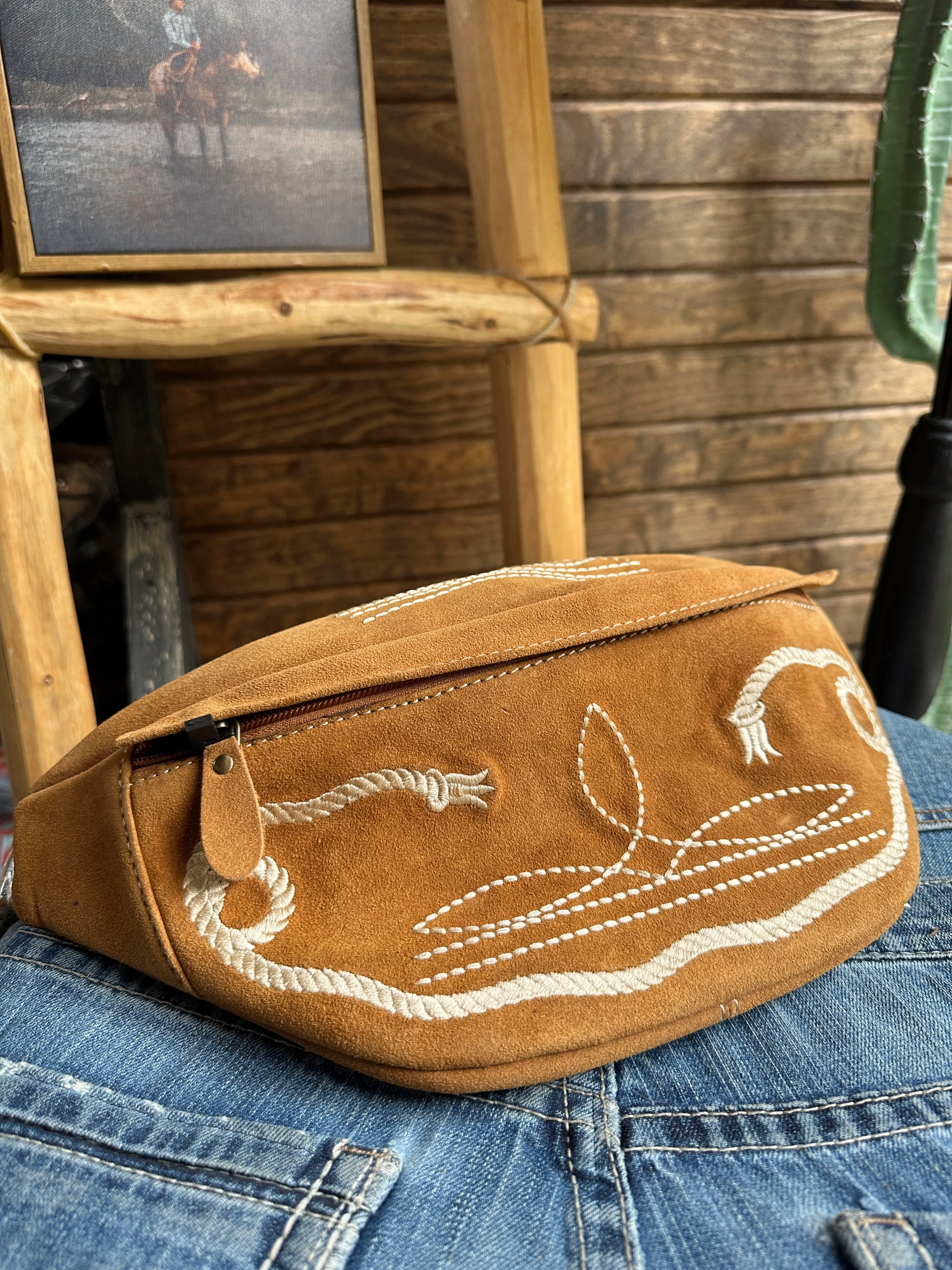 The Boot Stitch Sling - Camel