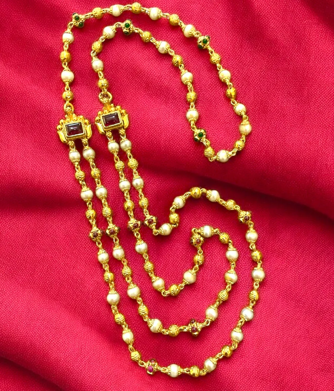 The Vrsala Silver Pearl 2 Layered Necklace