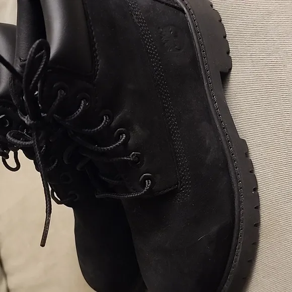 Timberland Waterproof 6&quot; Boots Boys' Grade School gently used