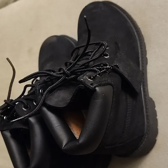 Timberland Waterproof 6&quot; Boots Boys' Grade School gently used