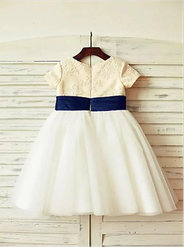 Tulle Princess Scoop Short Sleeves Flower Girl Dresses Floor Length Dress With Bowknot