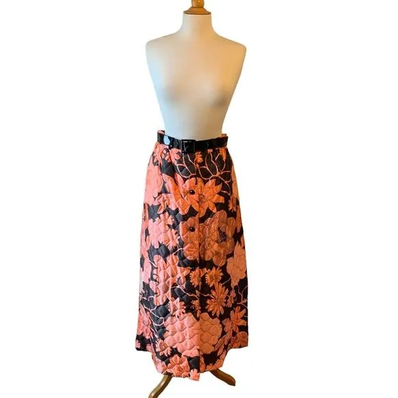 Vintage 1960s Pink &amp; Black Floral Quilted Skirt with Patent Leather Belt - 8/10