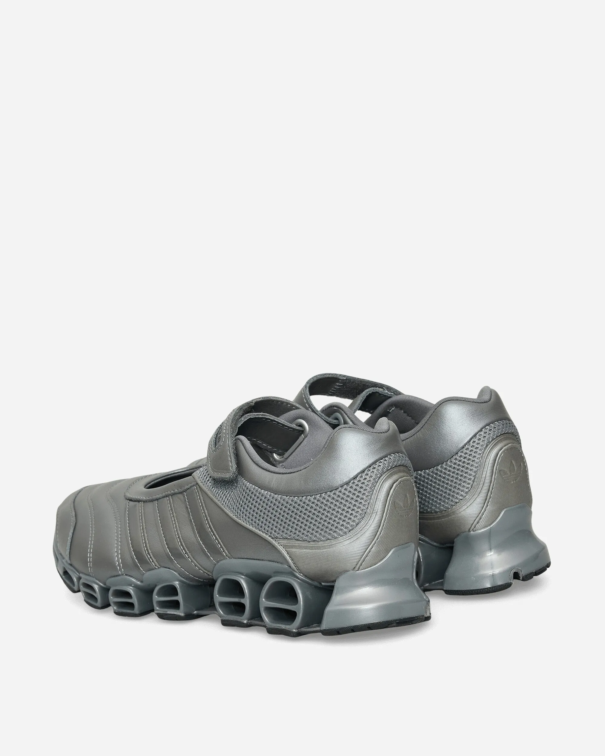 Women's Megaride Mary-Jane Taqwa Bint Ali Sneakers Iron Metallic