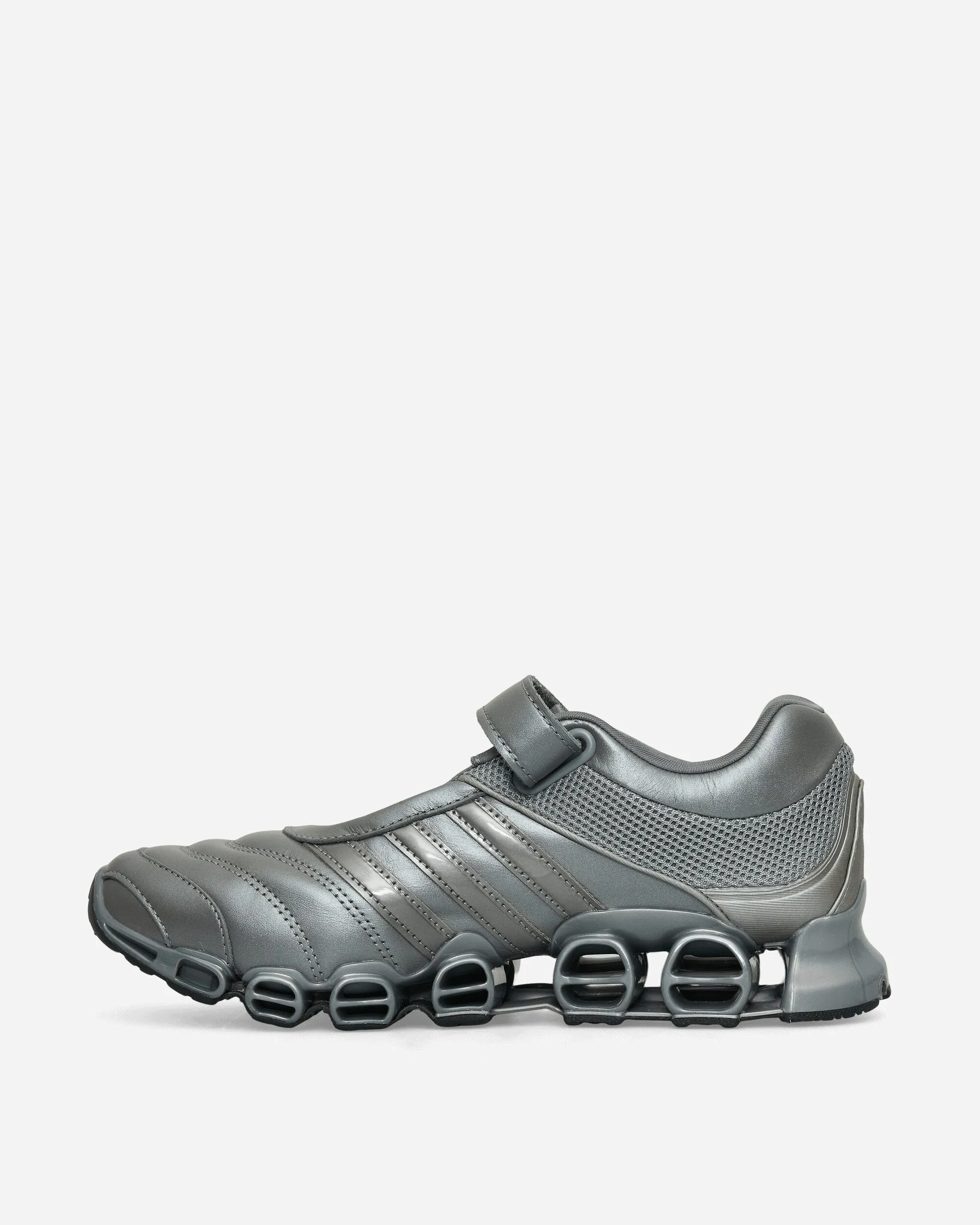 Women's Megaride Mary-Jane Taqwa Bint Ali Sneakers Iron Metallic