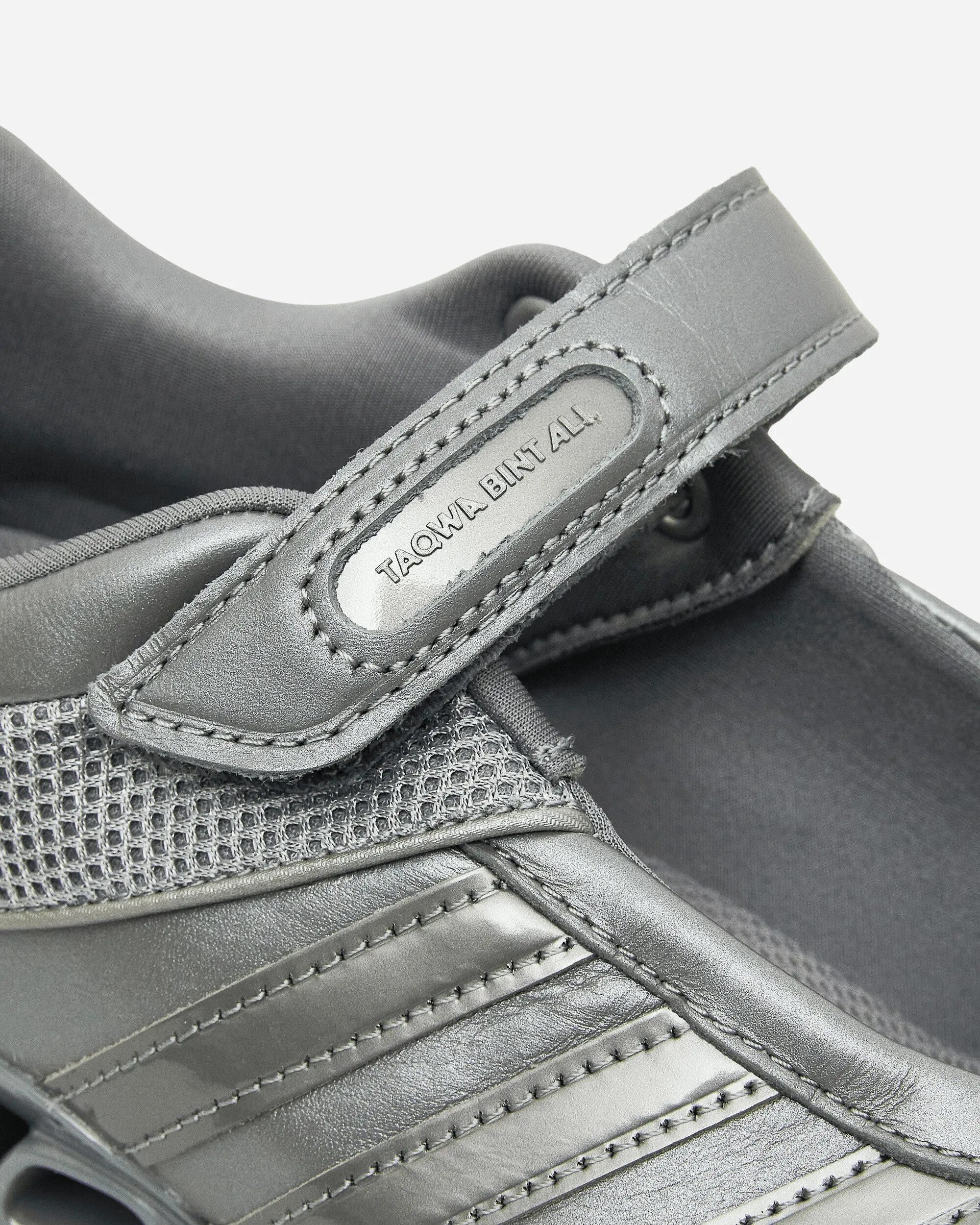 Women's Megaride Mary-Jane Taqwa Bint Ali Sneakers Iron Metallic